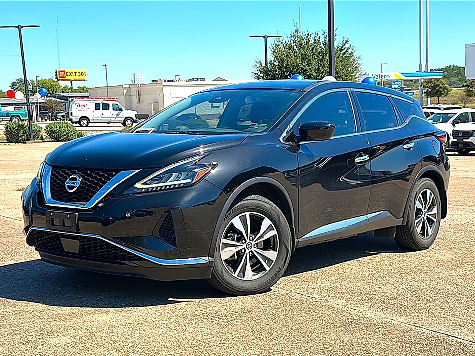 Used 2022 Nissan Murano S FWD image 2