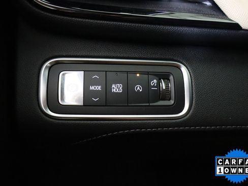 Used 2025 Buick Enclave Preferred w/ LPO, Floor Liner Package FWD image 34
