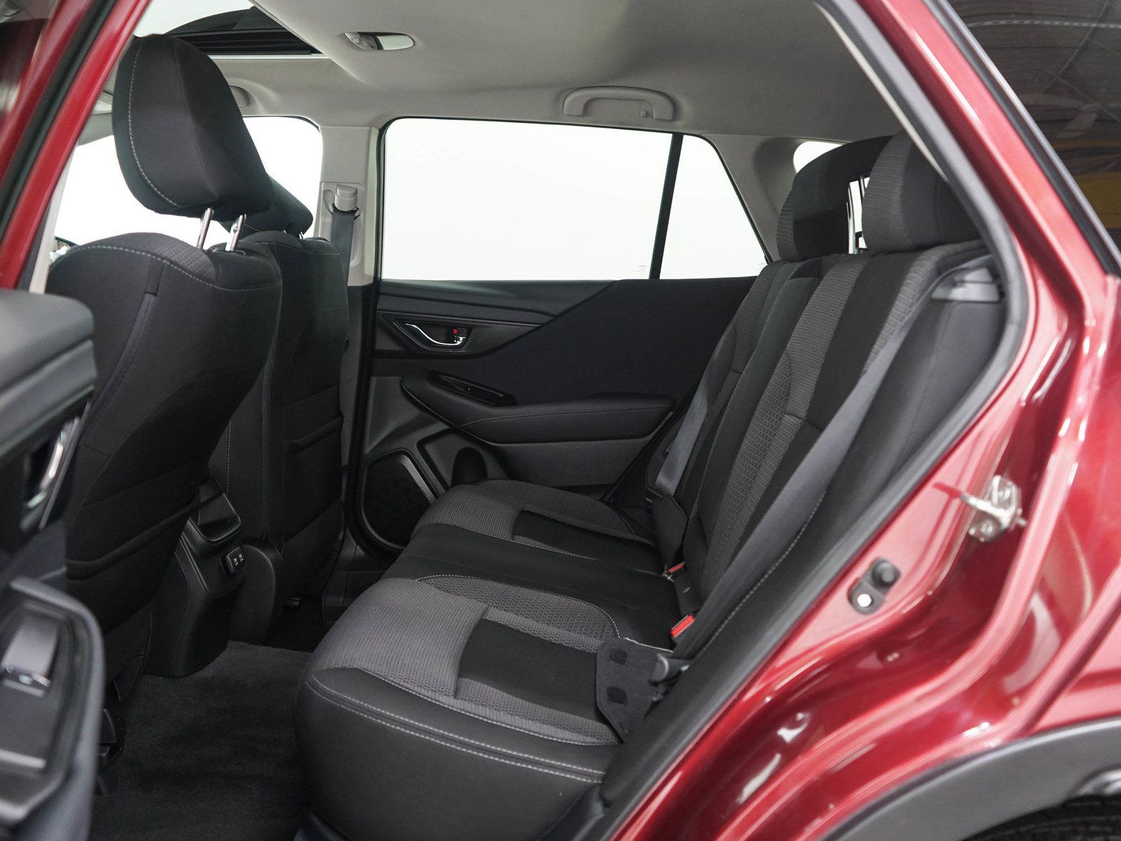 Used 2020 Subaru Outback Premium w/ Popular Package #1 AWD/4WD image 19