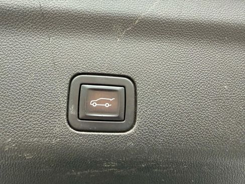 Used 2021 GMC Yukon XL AT4 w/ Rear Media and Nav Package image 18