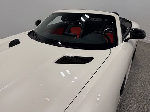 Used 2018 Mercedes-Benz AMG GT Roadster image 19