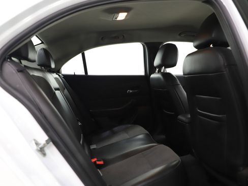 Used 2015 Chevrolet Malibu LT w/ Power Convenience Package image 12