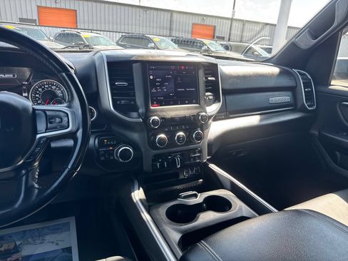 Used 2022 RAM 1500 Big Horn AWD/4WD image 17