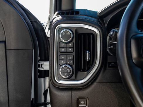 Used 2021 GMC Sierra 2500 Denali w/ Denali Ultimate Package image 22