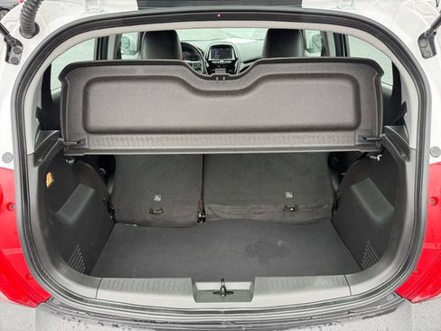 Used 2022 Chevrolet Spark ACTIV image 30