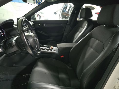 Used 2024 Honda Civic Sport image 17