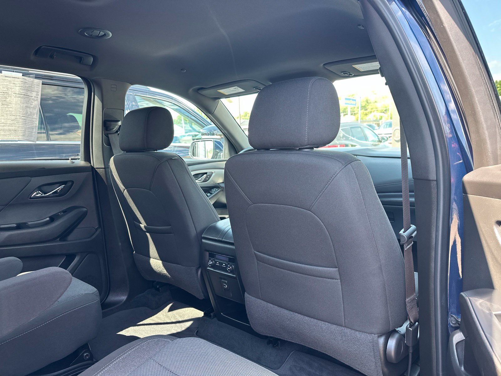 Used 2023 Chevrolet Traverse LT AWD/4WD image 33