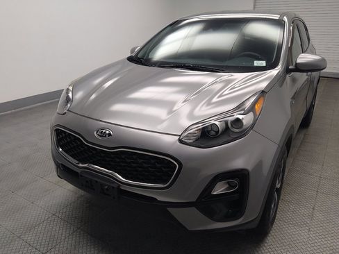 Used 2020 Kia Sportage LX AWD/4WD image 15
