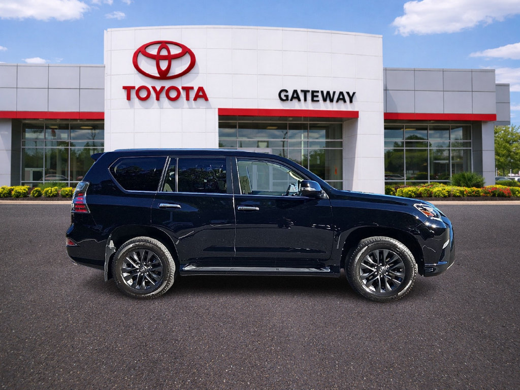 Used 2023 Lexus GX 460 Premium w/ Premium Package AWD/4WD image 4