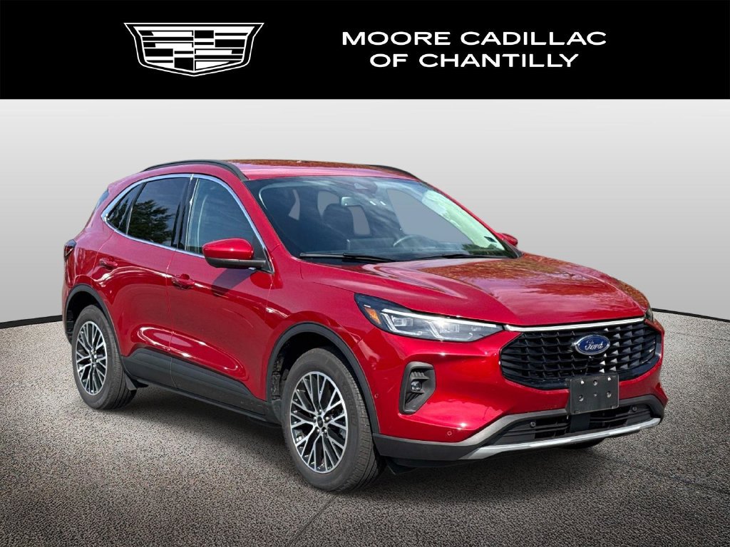 Used 2023 Ford Escape SE w/ PHEV Premium Package FWD image 1