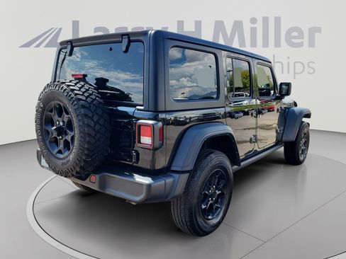Used 2023 Jeep Wrangler Unlimited w/ 8.4" Radio Group AWD/4WD image 5