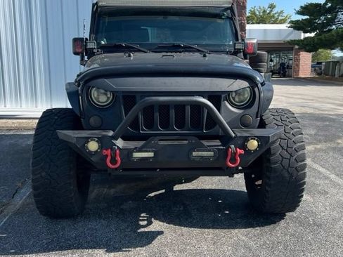 Used 2012 Jeep Wrangler Sport w/ Connectivity Group AWD/4WD image 2