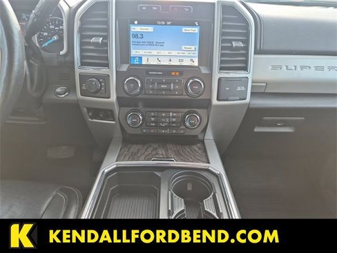 Used 2019 Ford F250 Lariat w/ Lariat Ultimate Package image 11