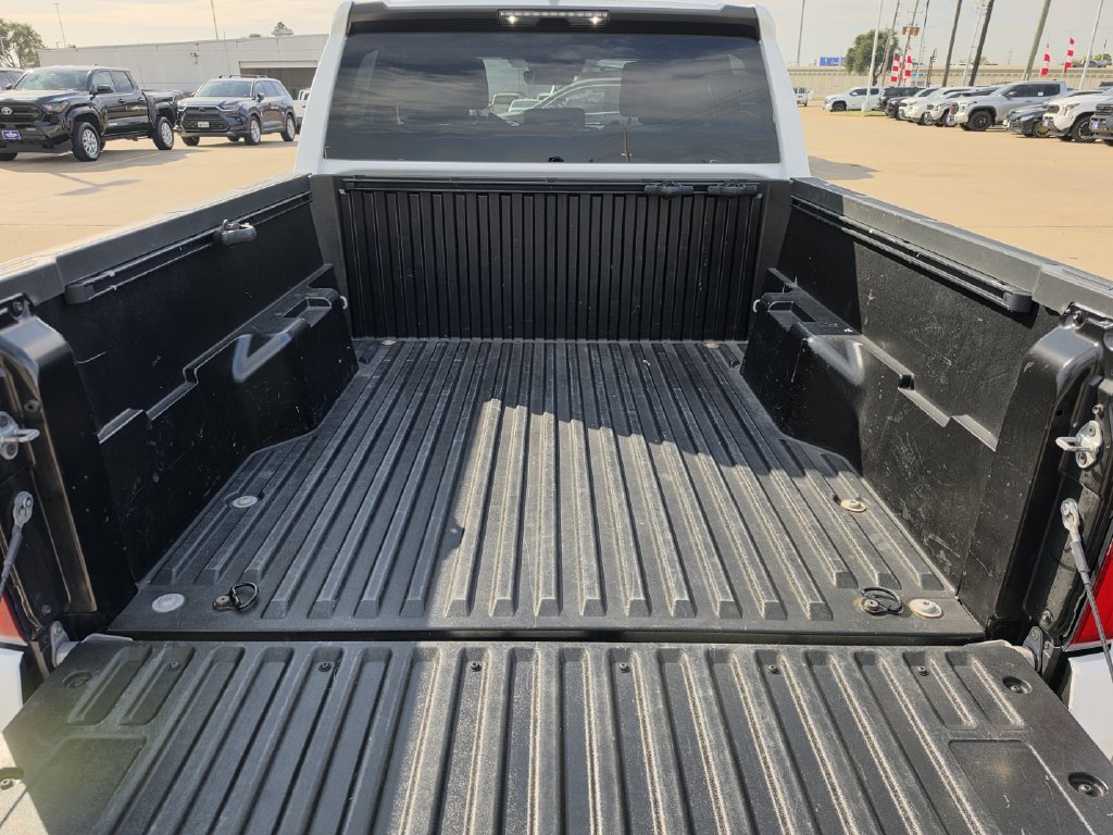 Used 2024 Toyota Tacoma SR5 AWD/4WD image 27