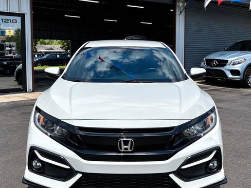 Used 2015 Hyundai Sonata SE FWD image 2