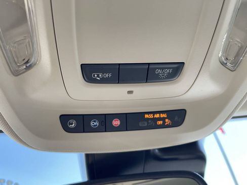 Used 2023 Buick Envision Preferred AWD/4WD image 24
