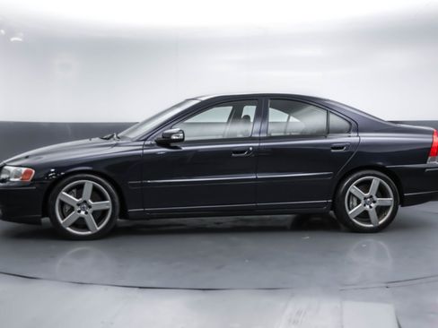 Used 2007 Volvo S60 R AWD/4WD image 2