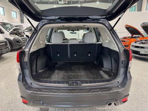 Used 2024 Subaru Forester AWD/4WD image 8