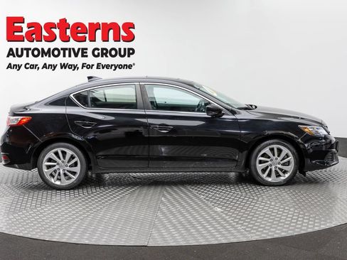 Used 2018 Acura ILX FWD image 4