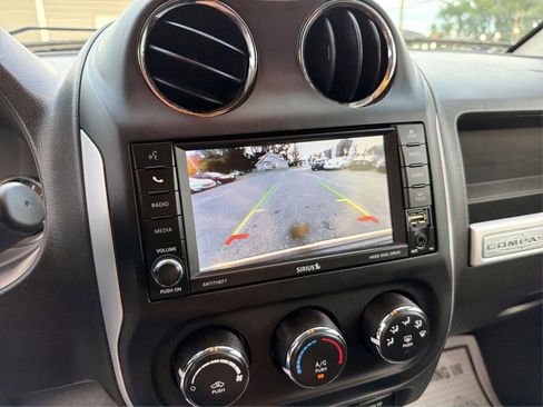 Used 2016 Jeep Compass High Altitude image 29