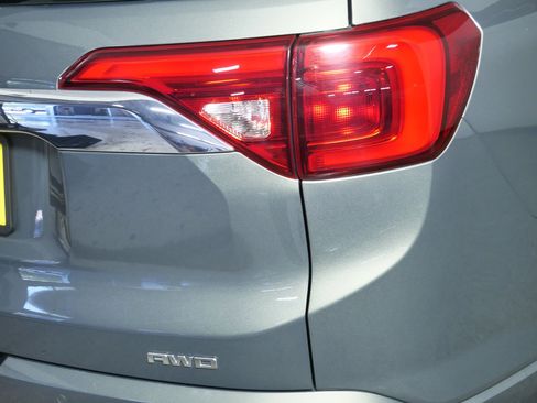 Used 2018 GMC Acadia Denali w/ Technology Package image 17