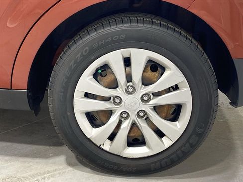 Used 2021 Kia Soul LX FWD image 30