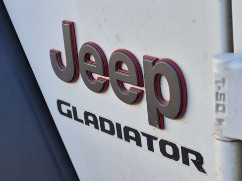 Used 2021 Jeep Gladiator Rubicon w/ LED Lighting Group image 20