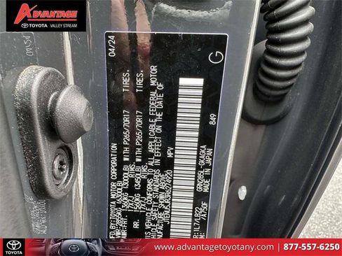 Certified 2024 Toyota 4Runner SR5 Premium image 22