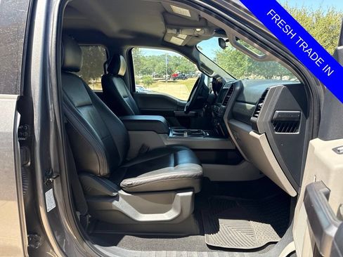 Used 2022 Ford F350 XLT w/ XLT Premium Package AWD/4WD image 12