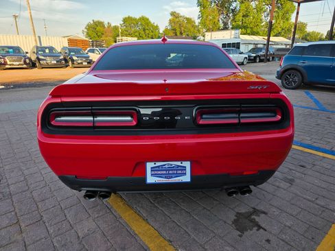 Used 2018 Dodge Challenger SRT w/ Technology Group RWD image 6