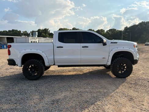 Used 2026 Chevrolet Silverado 1500 LT Trail Boss w/ Safety Package AWD/4WD image 7