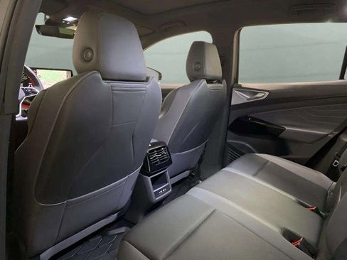 Used 2023 Volkswagen ID.4 S image 62