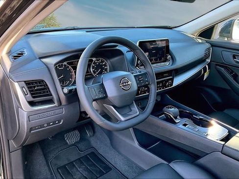 New 2026 Nissan Rogue Dark Armor FWD image 7