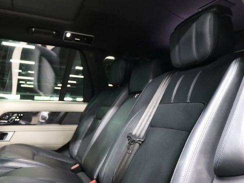 Used 2021 Land Rover Range Rover Long Wheelbase Autobiography image 24