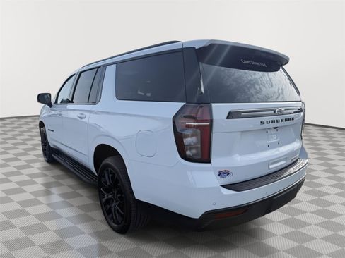 Used 2024 Chevrolet Suburban RST w/ Luxury Package image 3