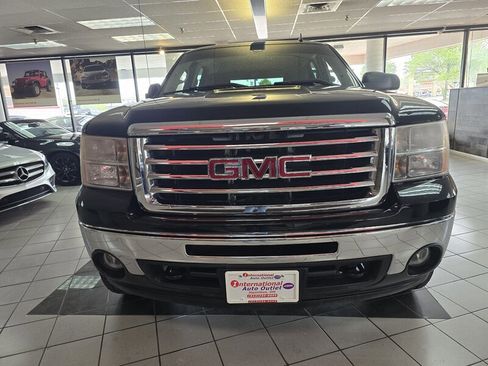 Used 2011 GMC Sierra 1500 SLE w/ All-Terrain Package image 2