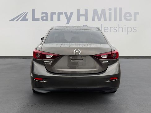 Used 2015 MAZDA MAZDA3 i Sport image 4