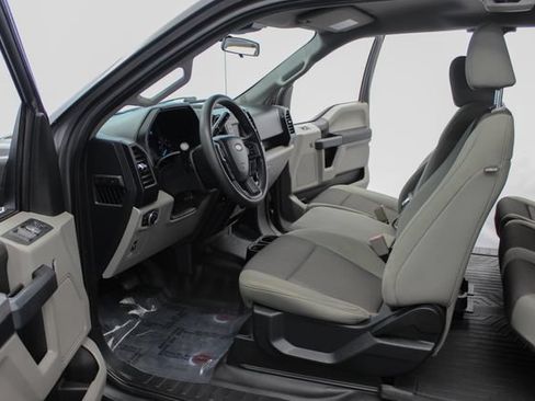 Used 2019 Ford F150 XL w/ Equipment Group 101A Mid AWD/4WD image 14