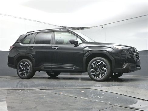 New 2025 Subaru Forester Limited image 34