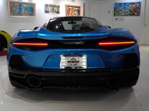 Used 2022 McLaren GT RWD image 7