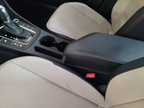 Used 2019 Volkswagen Jetta R-Line w/ R-Line Cold Weather Package FWD image 26