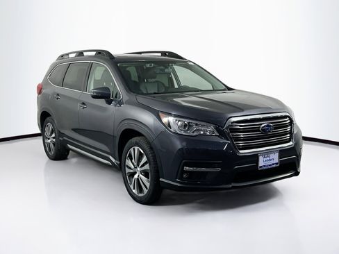 Used 2022 Subaru Ascent Limited w/ Technology Package image 3