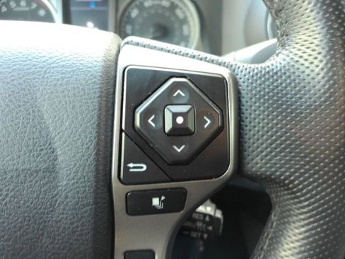 Used 2022 Toyota Tacoma SR5 image 35