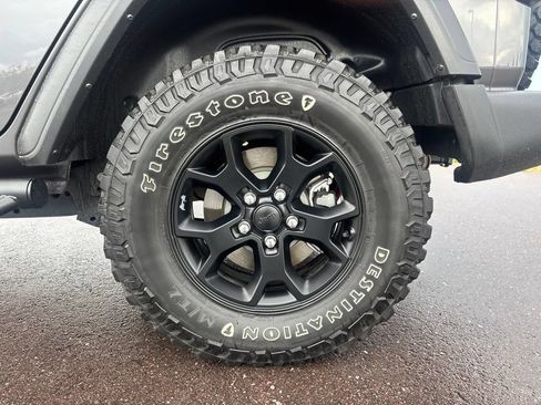 Used 2023 Jeep Wrangler Unlimited Sport AWD/4WD image 38
