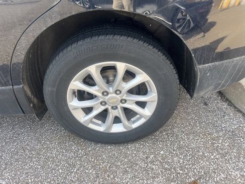 Used 2021 Chevrolet Equinox LT image 5