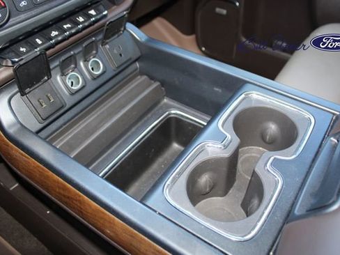 Used 2017 Chevrolet Silverado 3500 LTZ w/ Duramax Plus Package image 17