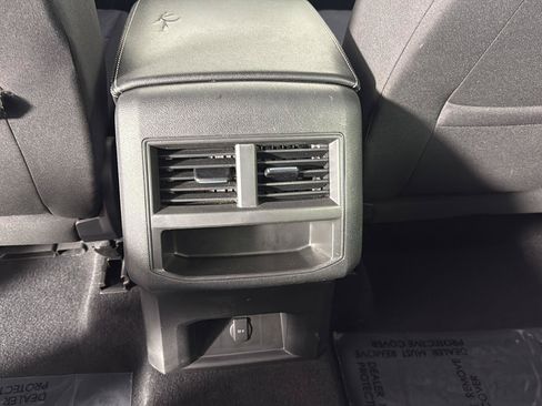 Used 2020 Volkswagen Atlas Cross Sport S AWD/4WD image 9
