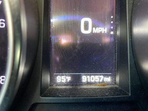Used 2017 Hyundai Santa Fe Sport FWD image 11