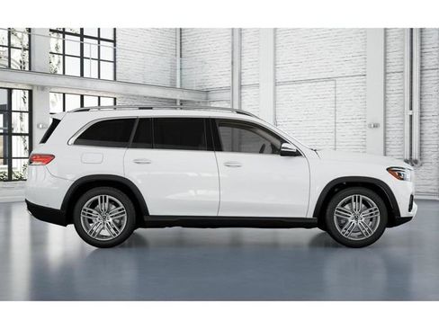 New 2026 Mercedes-Benz GLS 450 4MATIC image 2