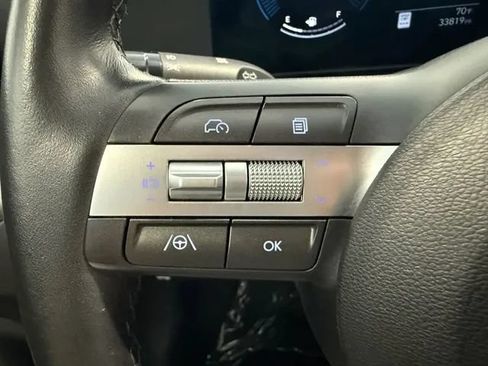 Used 2025 Hyundai Kona SEL AWD/4WD image 29
